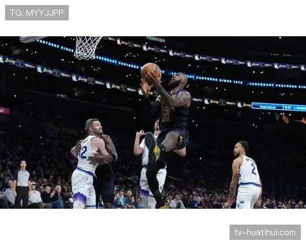 爵士126-140不敌湖人 詹姆斯缺阵戴维斯独挑大梁